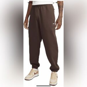 Nike Men's Solo Swoosh Fleece Pants DX1364-237 Baroque Brown/White Sz Medium NWT